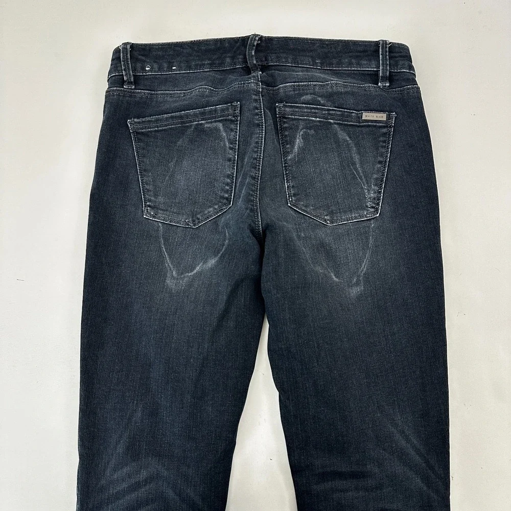 White House Black Market The Skinny Distressed Sequence Women's size 2 Blue jean